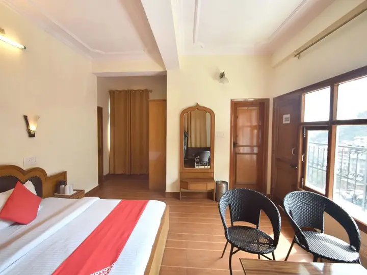 Шимла: OYO 1590 Hotel Hari Palace