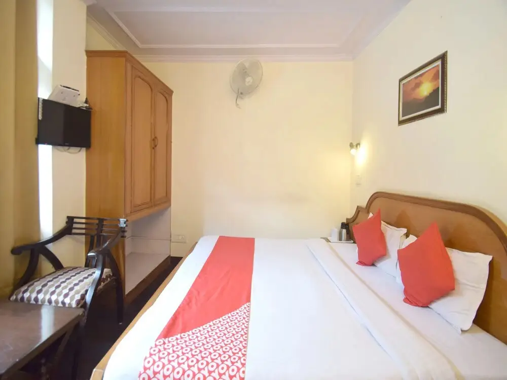 Шимла: OYO 1590 Hotel Hari Palace