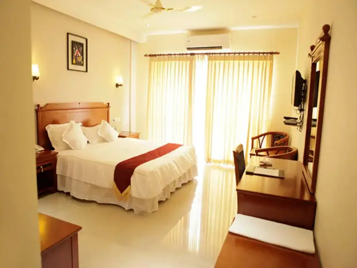 Атирапалли: Athirappilly Residency