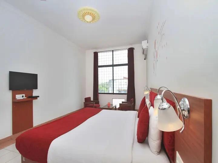 Мангалур: Hotel Brigade Royal