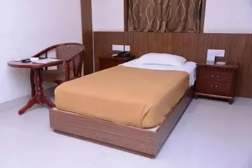 Гандидхам: Hotel Aarti International