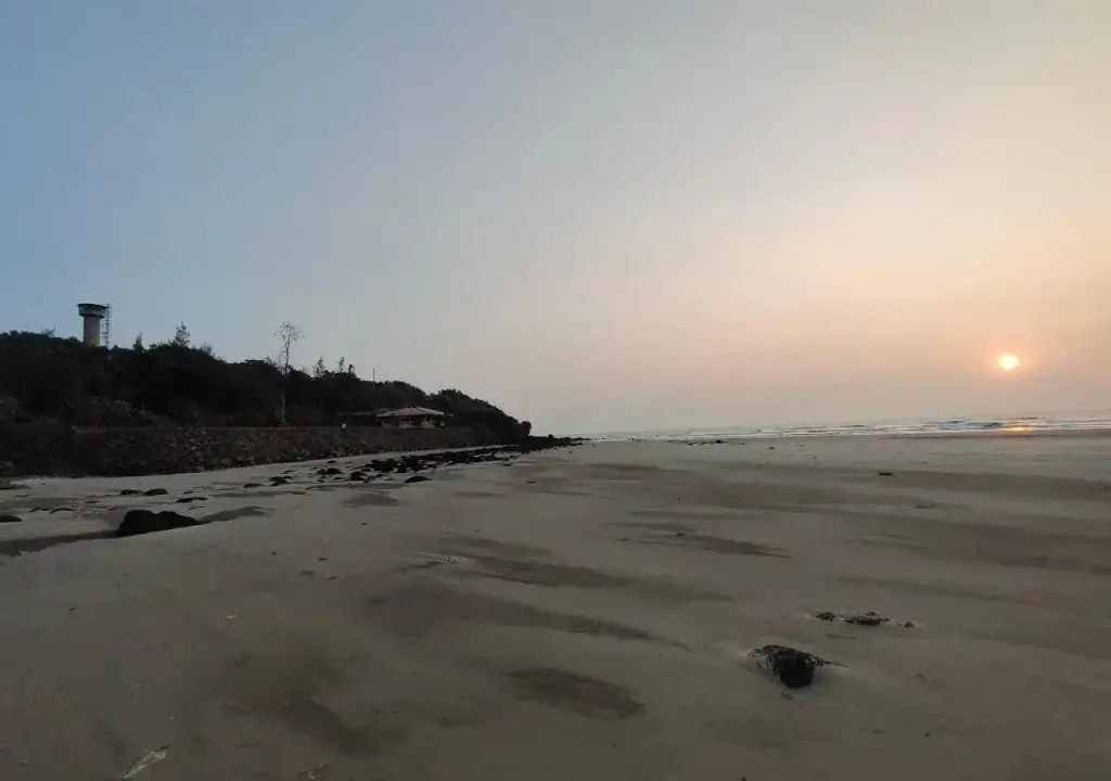 Даполи: Whistling Waves Beach Resort