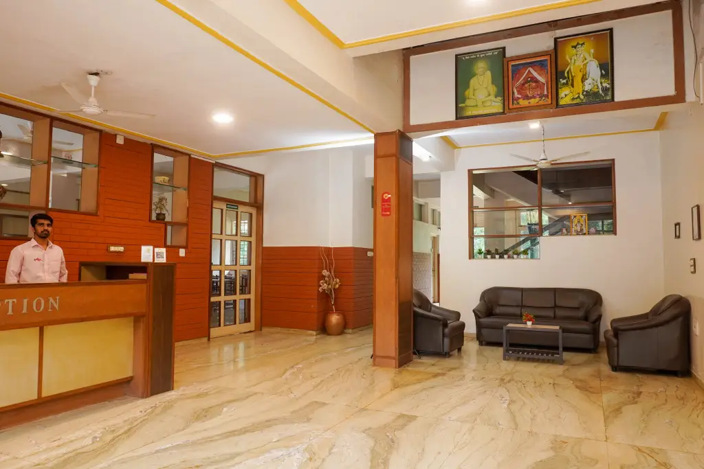 Ратнагири: Hotel Durvankur
