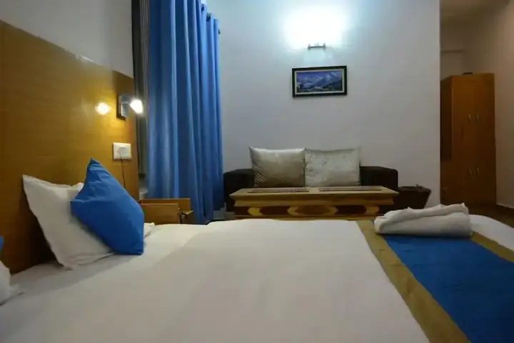 Каргил: Barula Hotel
