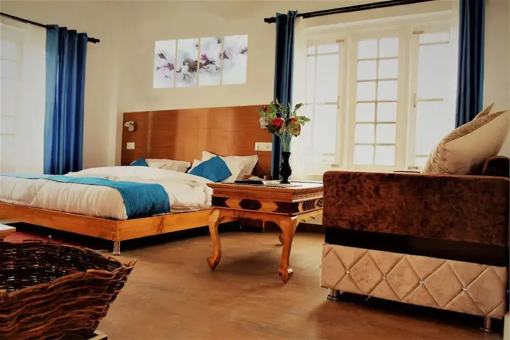 Каргил: Barula Hotel
