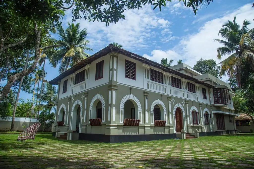 Эрамаллур: Lake County Heritage Home