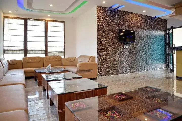 Кангра: Hotel Kangra Rodeway Inn