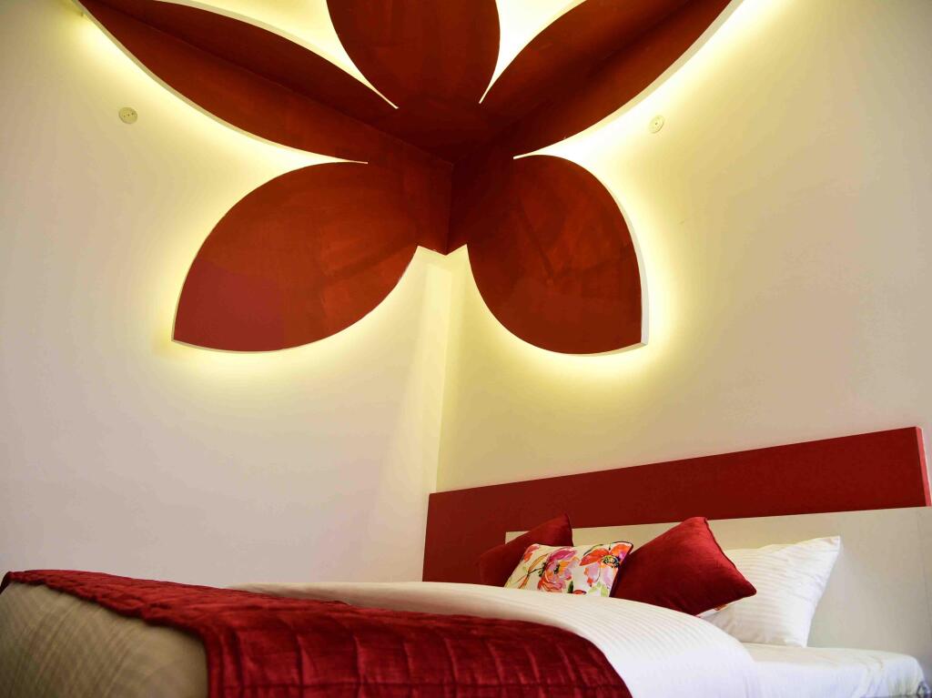 Кангра: Hotel Kangra Rodeway Inn