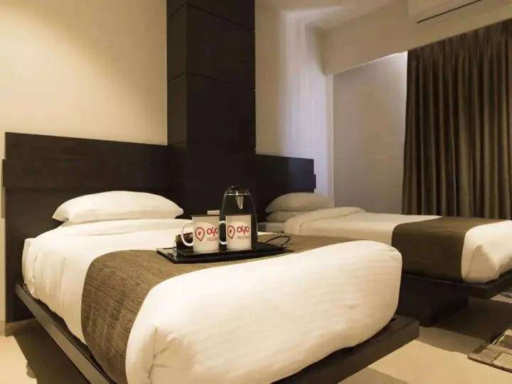 Гувахати: OYO Premium GS Road Near International Hospital