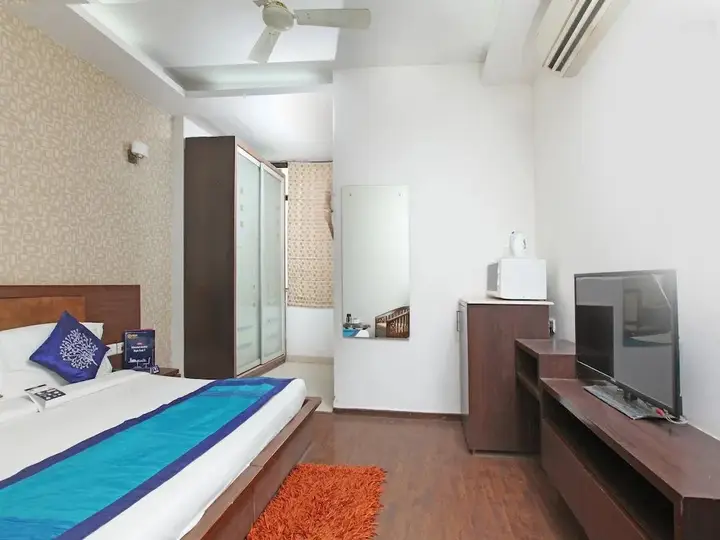 Гуруграм: OYO 2216 Hotel Live Inn