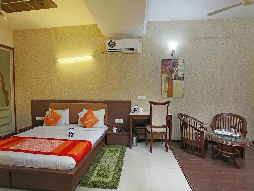 Гуруграм: OYO 2216 Hotel Live Inn