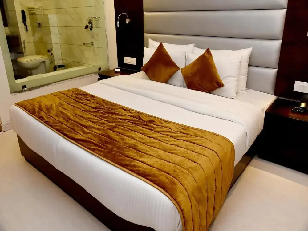 Чандигарх: OYO 2650 Hotel Sunbeam Premium