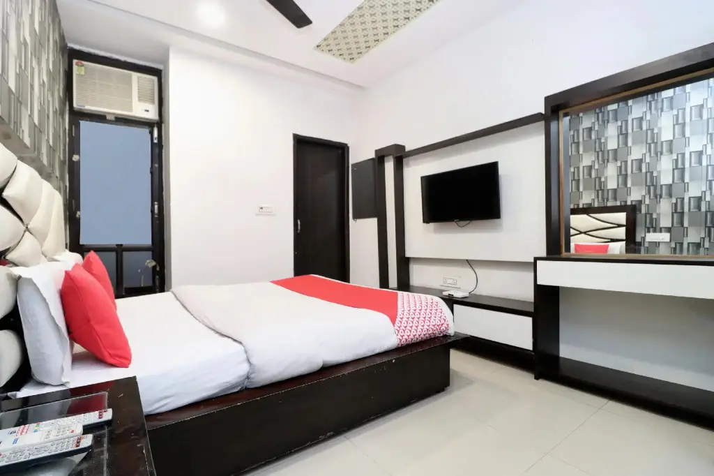 Лудхиана: OYO 3145 Hotel Seven Inn