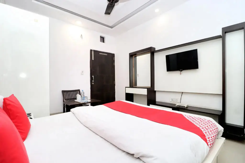 Лудхиана: OYO 3145 Hotel Seven Inn