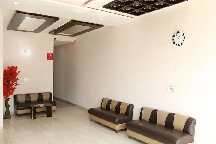 Лудхиана: OYO 3145 Hotel Seven Inn