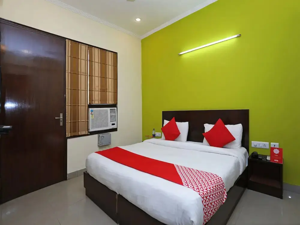 Гуруграм: OYO Rooms Near DLF Phase 1