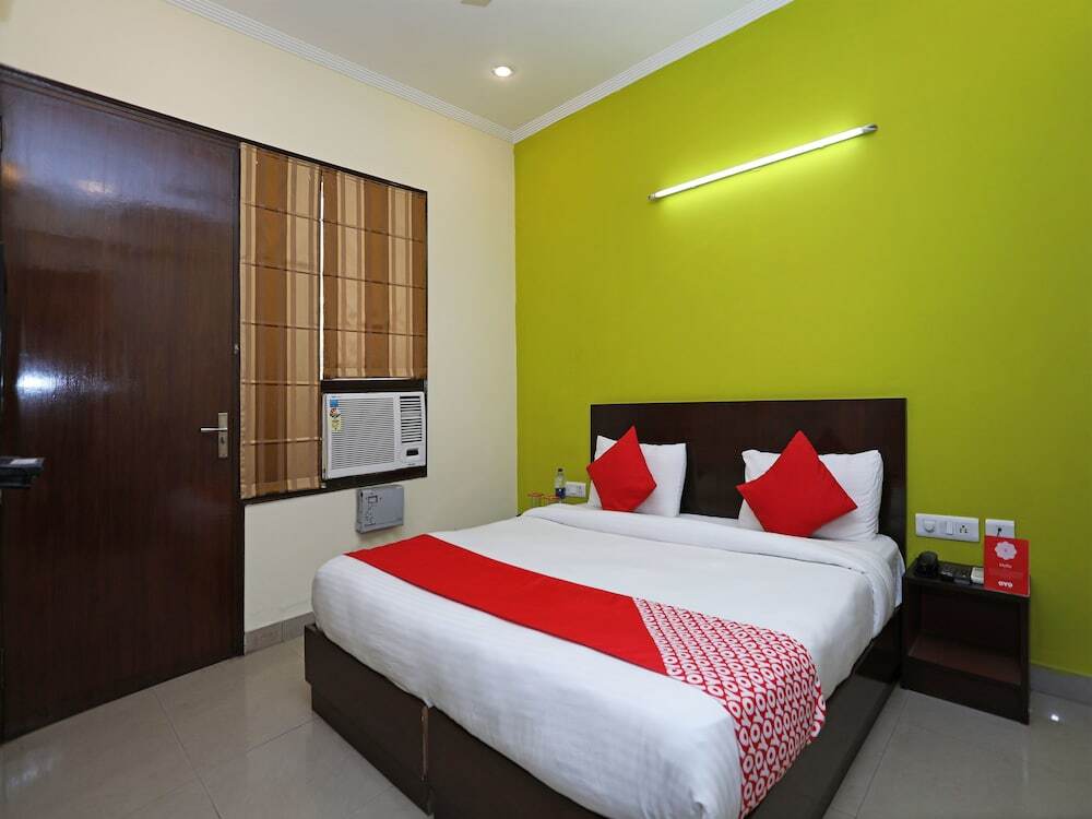 Гуруграм: OYO Rooms Near DLF Phase 1
