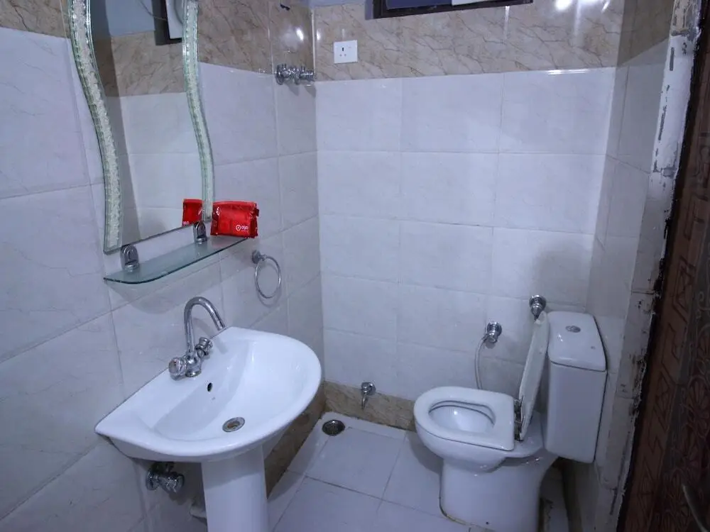 Гвалиор: OYO 2756 Hotel Virasat