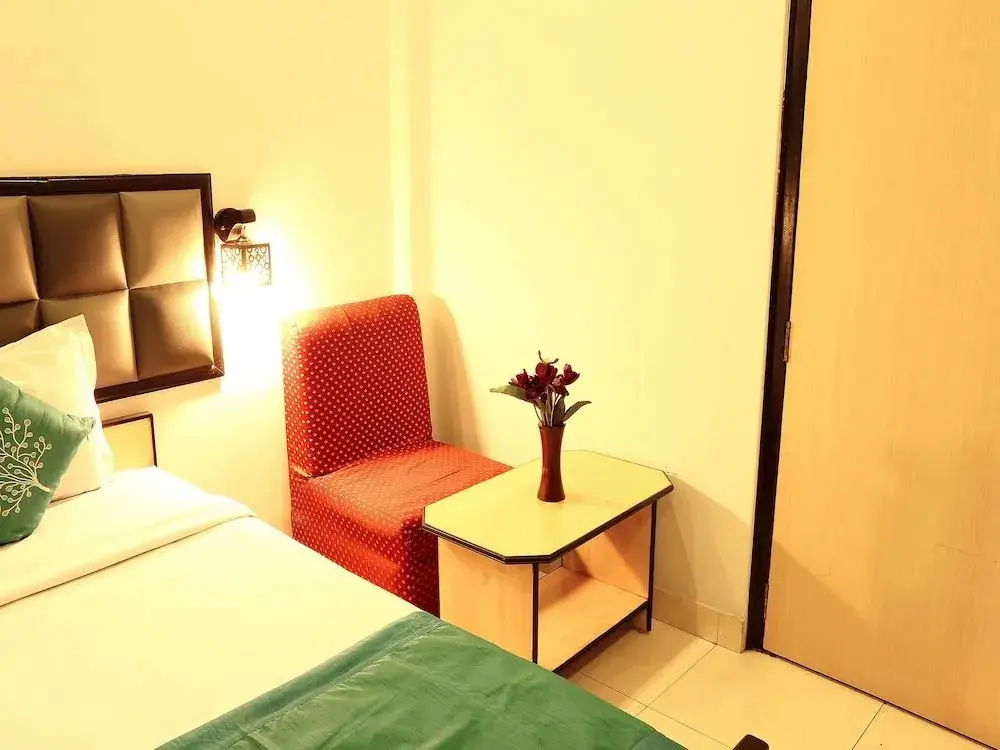 Колката: OYO 2506 Hotel Homely Raj