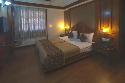 Hotel Ayodhya — фото 1