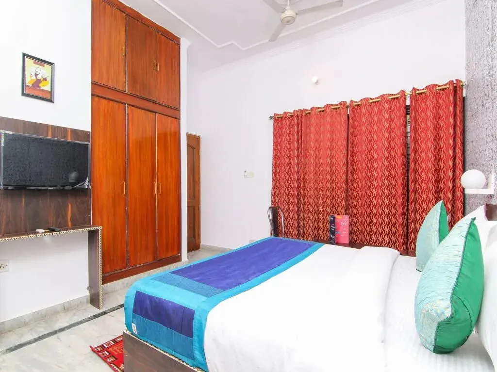 Лакхнау: OYO Rooms Near Mayo Hospital