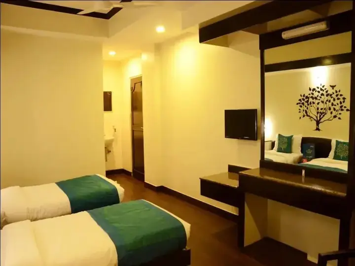 Пуна: OYO 2161 Hotel Ashray
