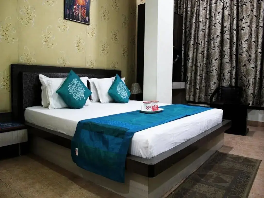 Агра: OYO Rooms By Pass Road Gandhi Nagar