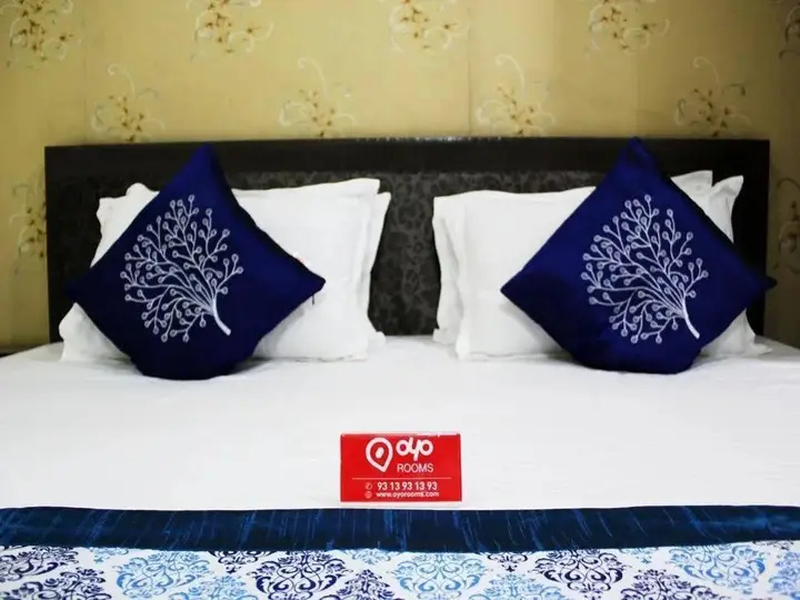Агра: OYO Rooms By Pass Road Gandhi Nagar