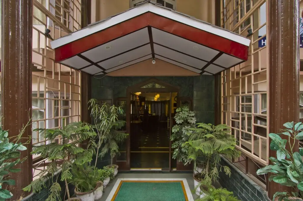 OYO Rooms The Mall Near Highcourt — фото 1