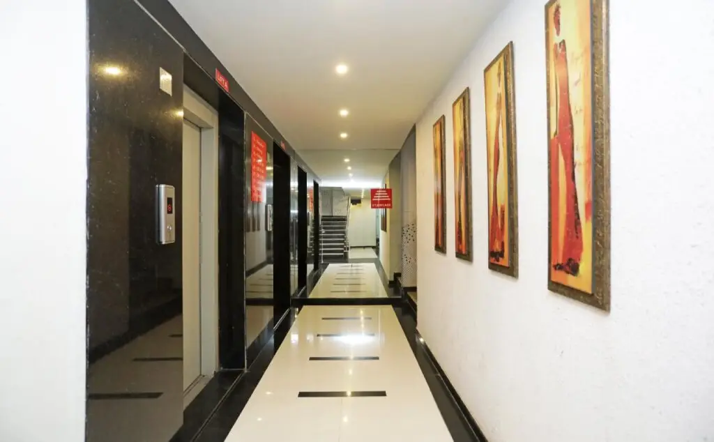 Пуна: OYO 2646 Hotel Staywel Pune