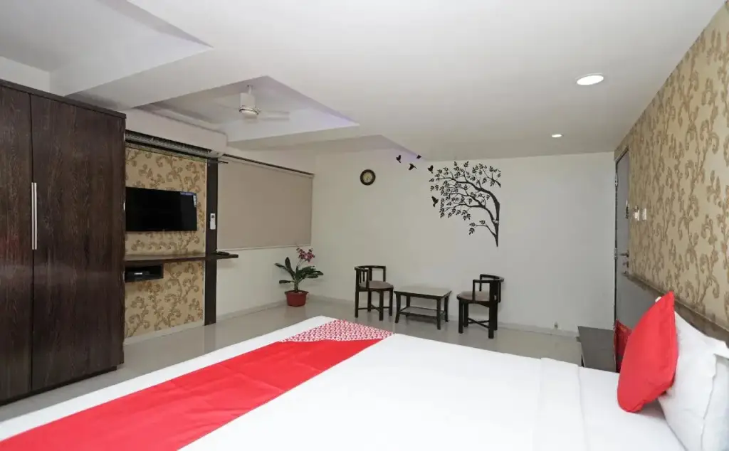 Пуна: OYO 2646 Hotel Staywel Pune