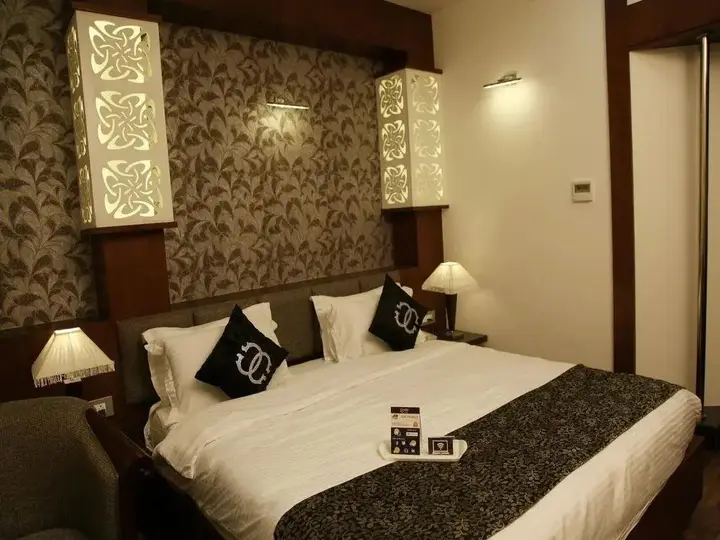 Варанаси: OYO 2255 Hotel Costa River