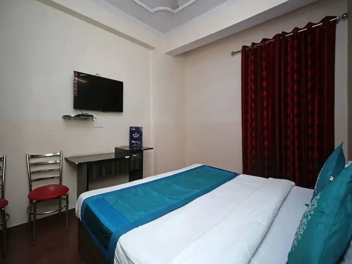 Большая Нойда: Hotel City Rooms Greater Noida by OYO Rooms