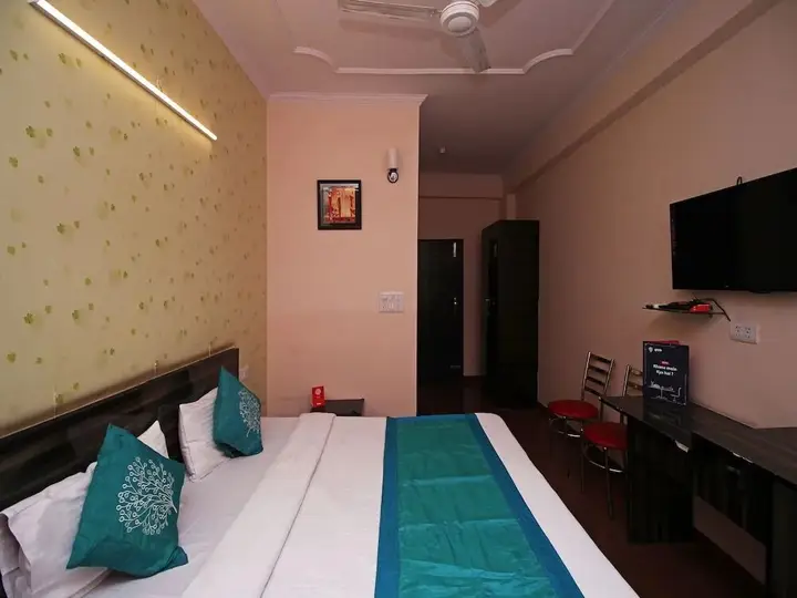 Большая Нойда: Hotel City Rooms Greater Noida by OYO Rooms