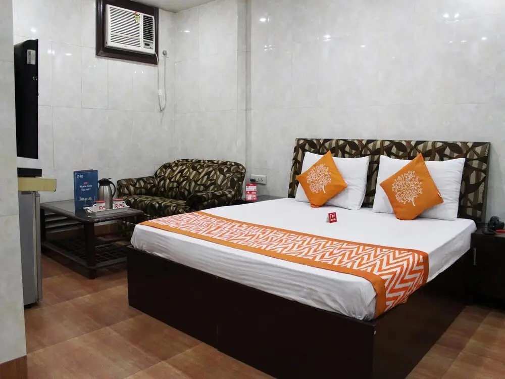 Нью-Дели: OYO 2705 Hotel Preet Palace