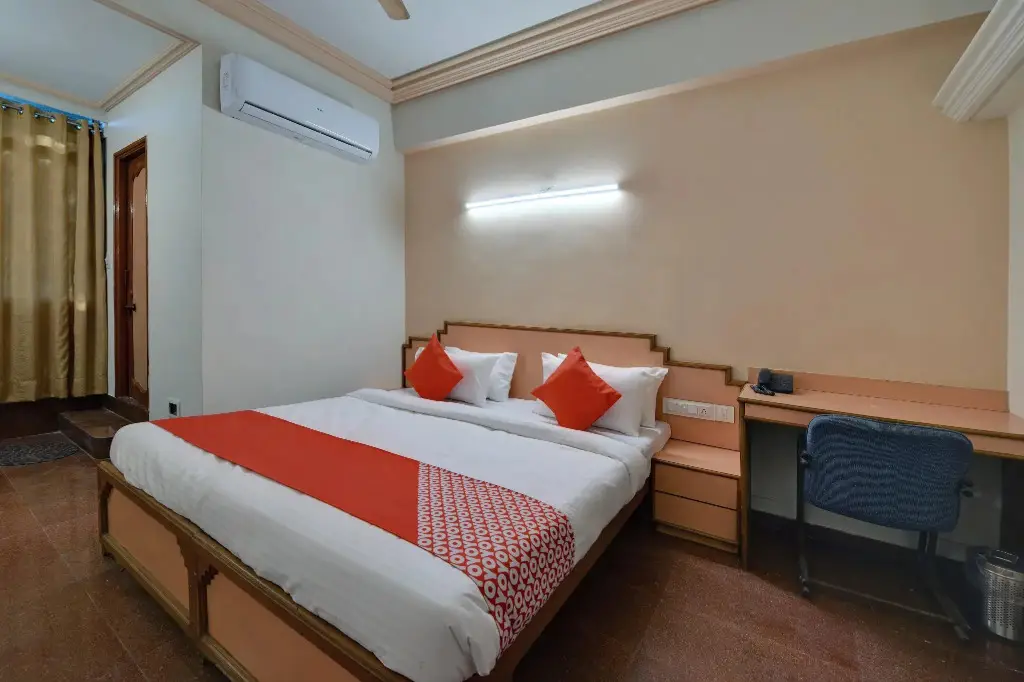 Ахмедабад: OYO 11984 Hotel Peace