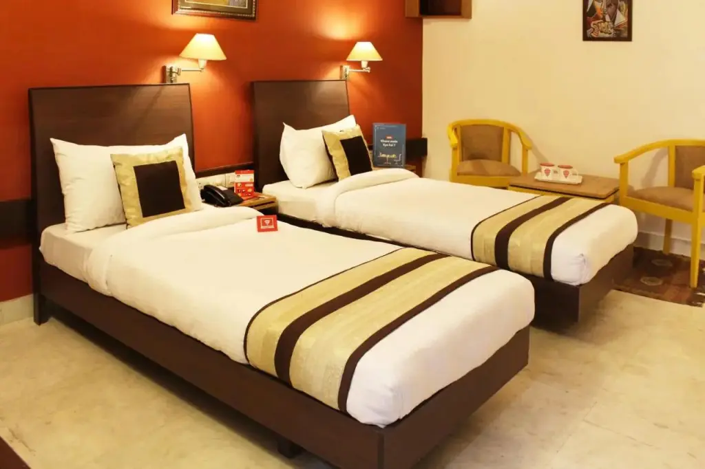 Нью-Дели: Capital O 2457 Hotel Green Lotus
