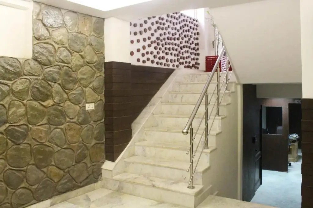 Нью-Дели: Capital O 2457 Hotel Green Lotus