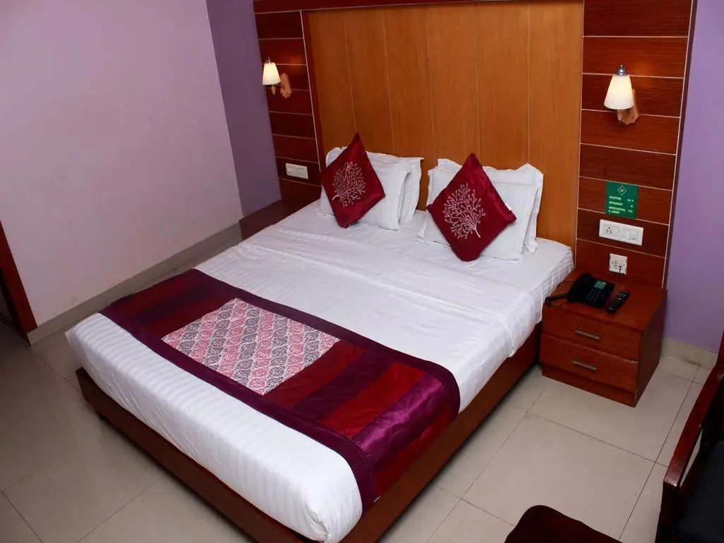 Майсур: OYO 2410 Nerambally Hotel Mysore