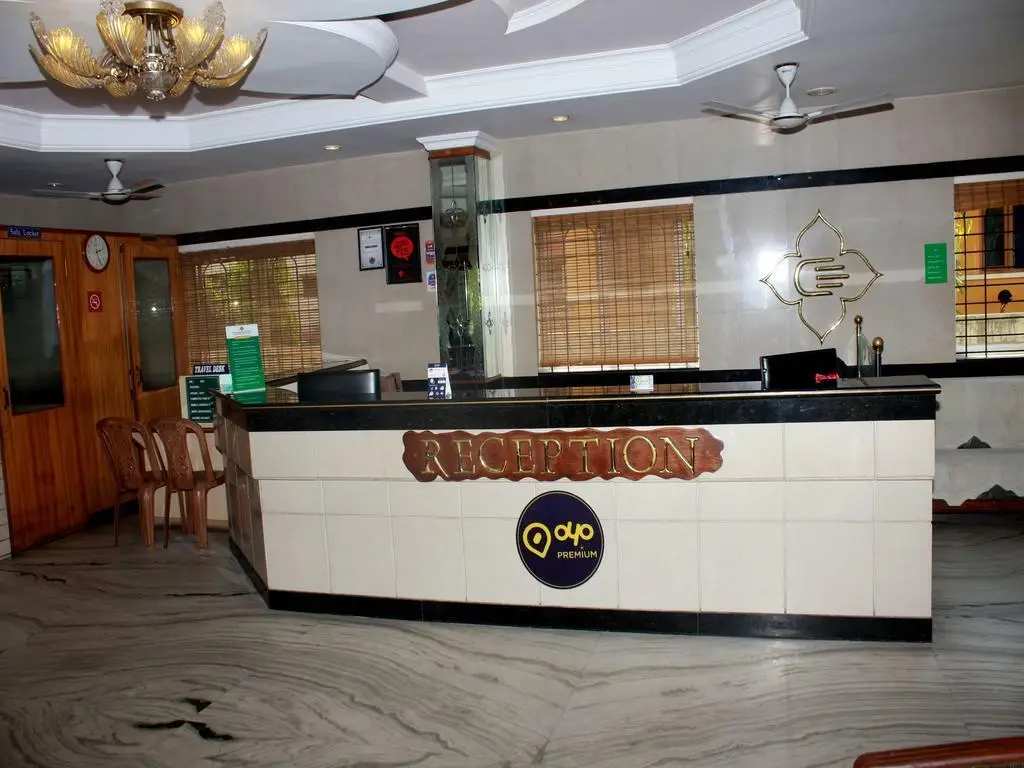 Майсур: OYO 2410 Nerambally Hotel Mysore