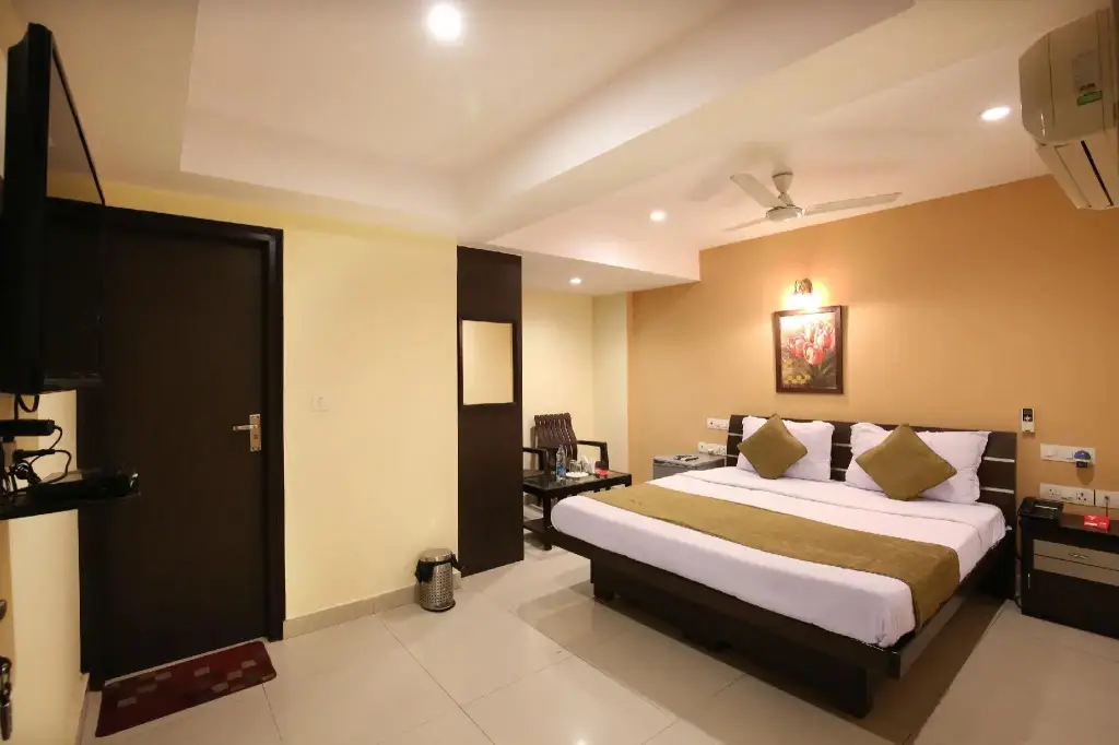 Лудхиана: OYO 2120 Hotel Silver Haze