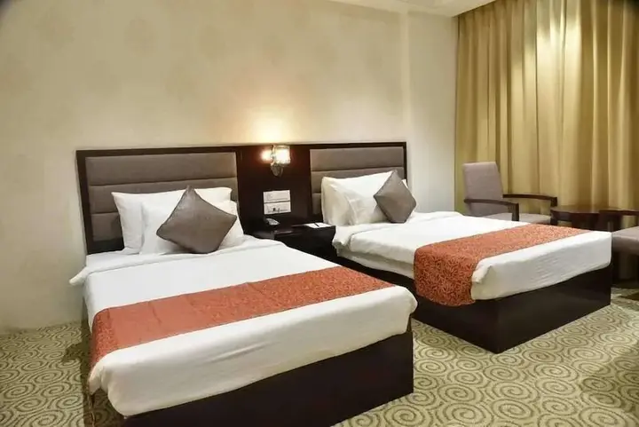 Индаур: OYO 2533 Hotel Pride