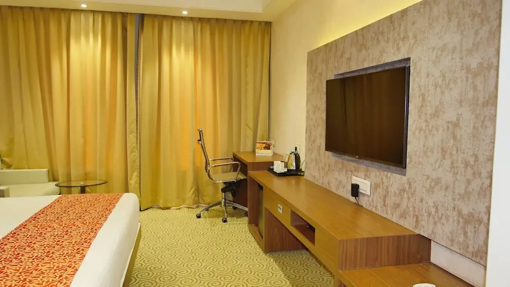 Индаур: OYO 2533 Hotel Pride