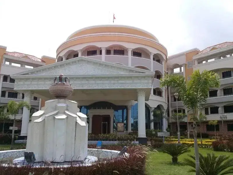 Ширди: Shri Sainivas Mega Dharmashala