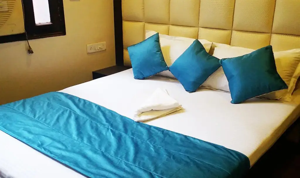 Нью-Дели: OYO 6801 Hotel Shri Sai International