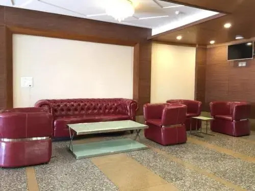 Данапур: The Westend Hotel