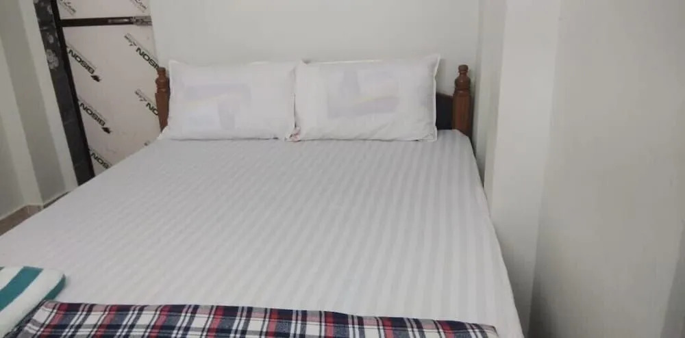 Тирупати: Hotel DMR Residency
