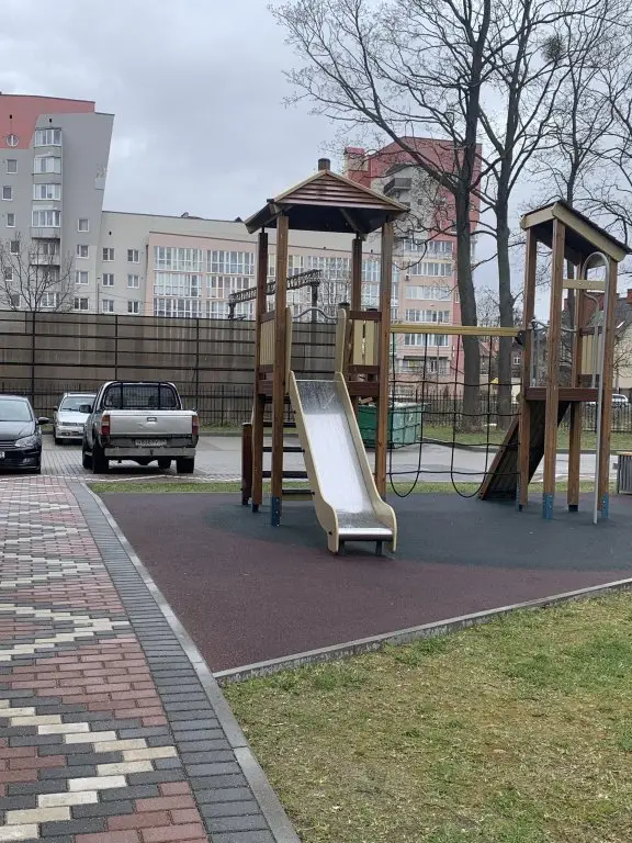 Калининград: Апартаменты на Первомайской 5