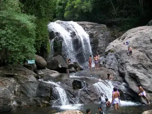 Валпарай: Calwin Tourist Home