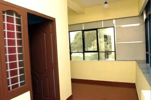 Валпарай: Calwin Tourist Home